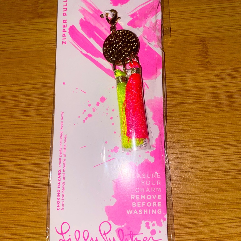 Lilly Pulitzer Neon Zipper Pull NWT